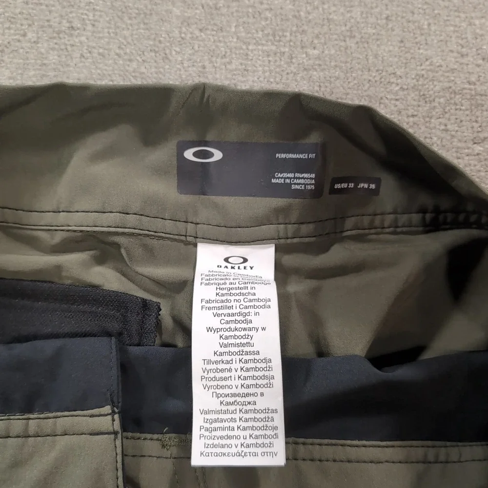 Oakley Floater Angle Block 18in Ultimate Blackout Boardshorts‎ Green Black NWT